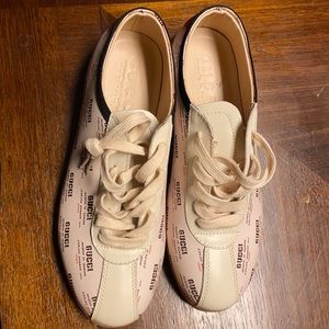 Falacer Gucci invite print sneakers